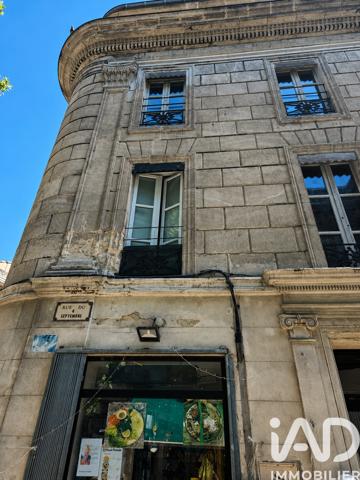 Immeuble à vendre 244 m² Arles