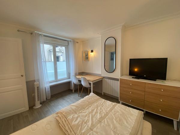 SECTEUR NEY/ST SERGE - T1 MEUBLE - DISPONIBLE LE 11/05