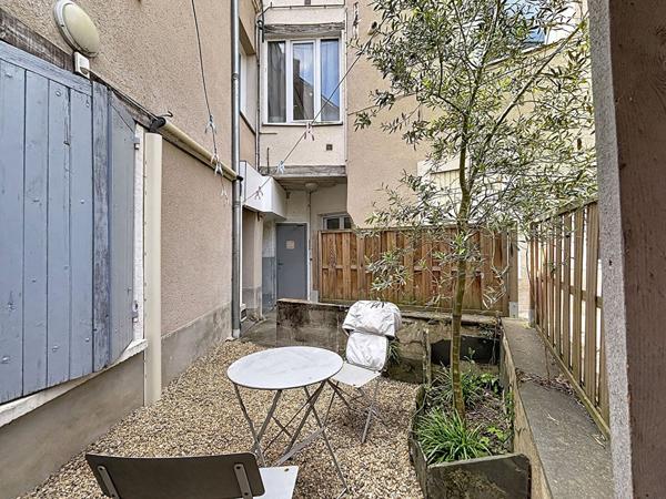 SECTEUR NEY/ST SERGE - T1 MEUBLE - DISPONIBLE LE 11/05