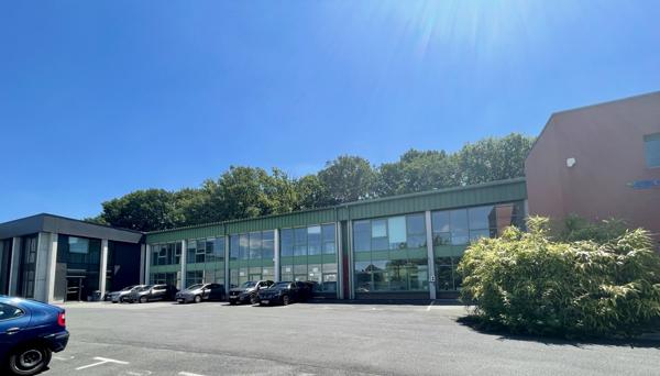 Bureaux à vendre à GRAND COURONNE 76530