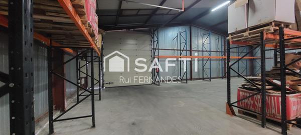 Local artisanal, commercial ou dépôt 400 m²