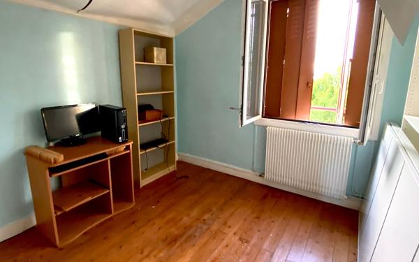 Maison à vendre    5 pièces •  Les Mureaux