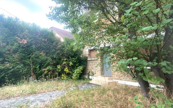 Maison à vendre    5 pièces •  Les Mureaux