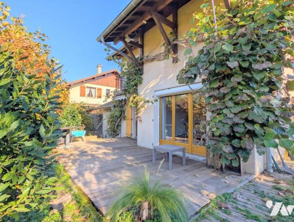 MAISON INDIVIDUELLE AVEC GARAGE CAVE  ET JARDIN SECTEUR BISSY