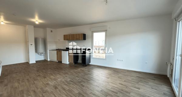 Location Appartement 2 pièces 47.06 m² - Sotteville-lès-rouen 76300