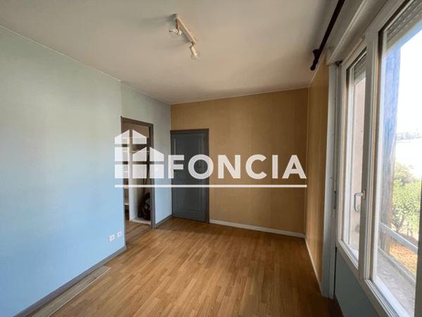 Location Appartement 2 pièces 33.5 m² - RUE TOUT Y CROIT/10 BD 14 JUIL Villeneuve Sur Lot 47300