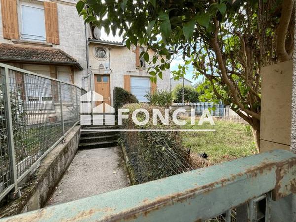 Location Appartement 2 pièces 33.5 m² - RUE TOUT Y CROIT/10 BD 14 JUIL Villeneuve Sur Lot 47300