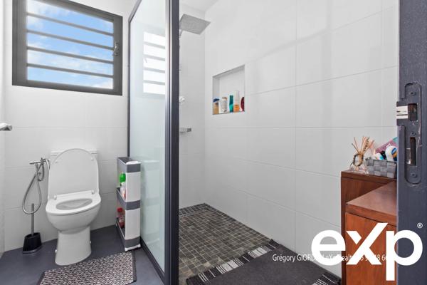 Maison récente 4 pièces avec studio indépendant et superbes prestations – Mont Vert Les Hauts, Saint-Pierre