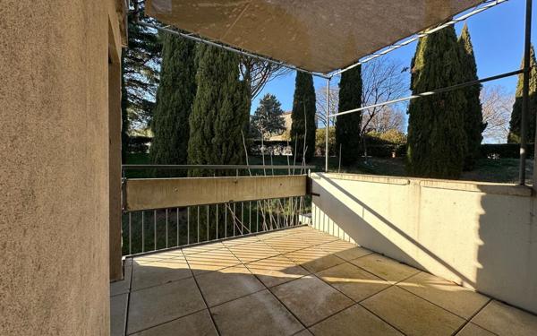 Appartement à vendre    2 pièces • 27,90 m2 Berrias-et-Casteljau