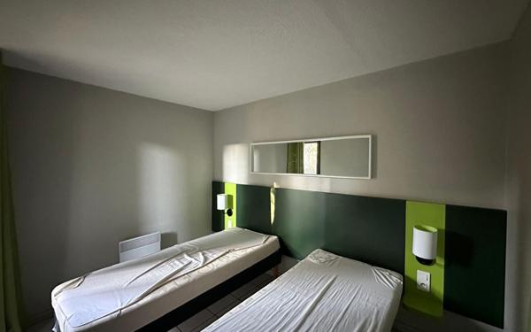 Appartement à vendre    2 pièces • 27,90 m2 Berrias-et-Casteljau