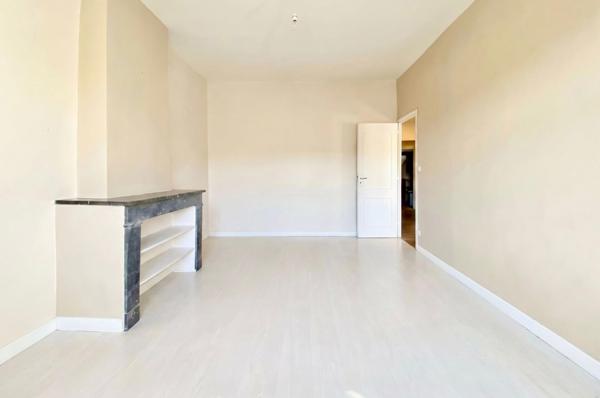 Appartement 3 pièces 86 m², avec cave et stationnement