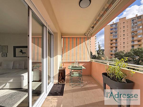 Appartement 2 pièces - 52 m² - Terrasse - AJACCIO