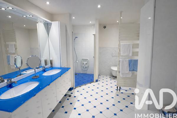 Maison à vendre 7 pièces 236 m² Sacquenville