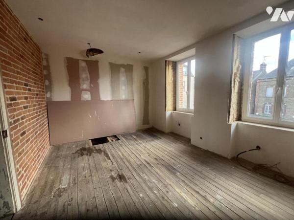 LA FERTE MACE, maison 2ch à finir de rénover