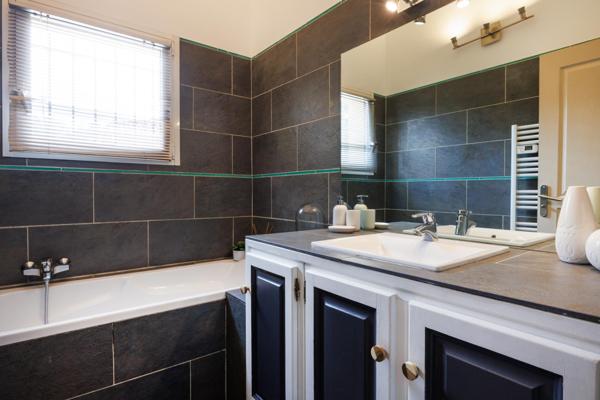 Maison à vendre  5 pièces - 140,91 m2 PORTO VECCHIO - 201