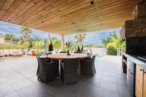 Maison à vendre  5 pièces - 140,91 m2 PORTO VECCHIO - 201