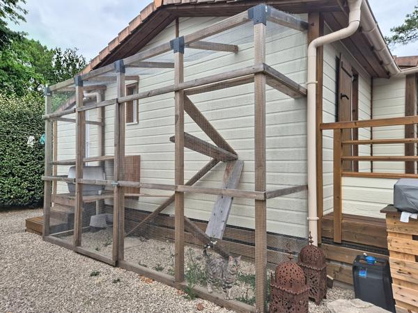 Coup de cœur assuré – Superbe chalet bois T4 récent et parfaitement entretenu à AZUR ! VISITE VIRTUELLE DISPONIBLE SUR DEMANDE