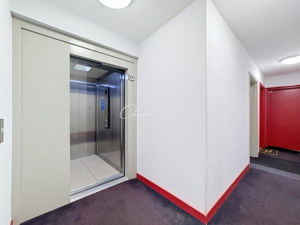 T2 CENTRE BOURG CHESSY DE 40.33m² AVEC PLACE DE PARKING EN SOUS SOL