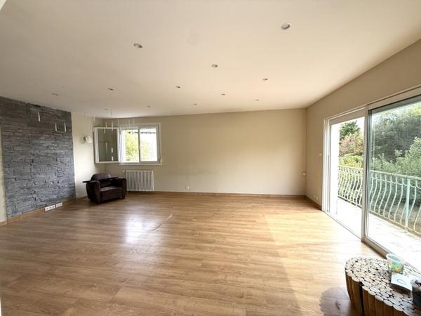 Maison à vendre |  Ussac |  8 pièces | 110 m²