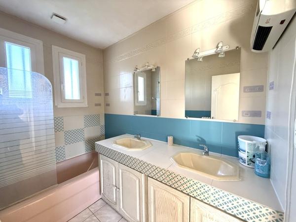 Maison 199 000 € Ussac 8 p 110 m² DPE D