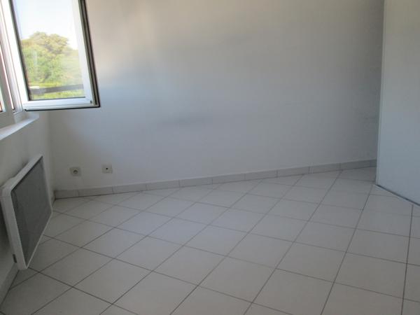 Achat 2 Pieces 38 60500 Chantilly sts5693