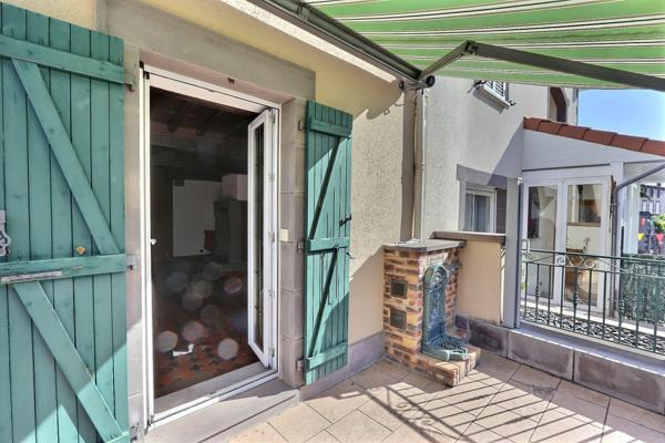 Jolie maison de bourg à Blanzat