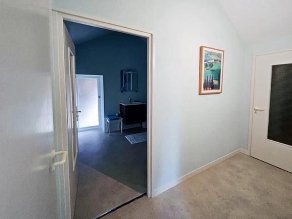 Dpt Allier (03), à vendre NERIS LES BAINS appartement T8 de 195 m² avec jardin privatif, idéalement situé