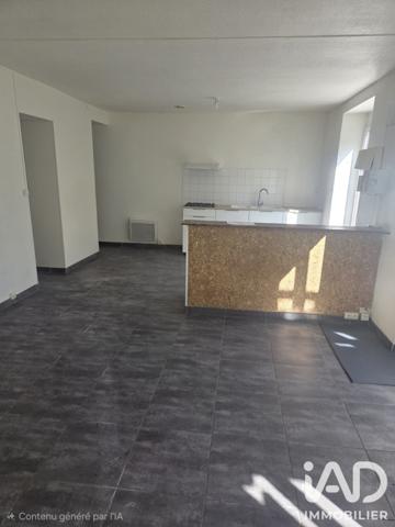Location appartement 3 pièces 86 m² Montendre