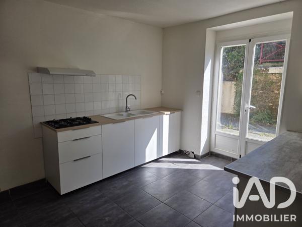 Location appartement 3 pièces 86 m² Montendre