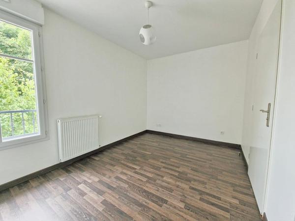 Appartement à OZOIR LA FERRIERE (77330)