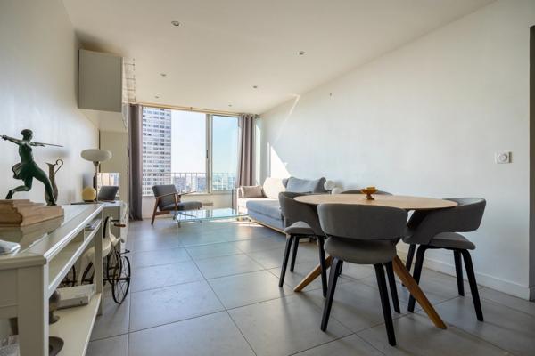 ***VISITE VIRTUELLE SUR DEMANDE…MARSEILLE 9EME...LA ROUVIERE...3 PIECES...TRAVERSANT...LUMINEUX...VUE MER, VILLE ET COLLINES EXCEPTIONNELLE...PROCHE COMMODITES***