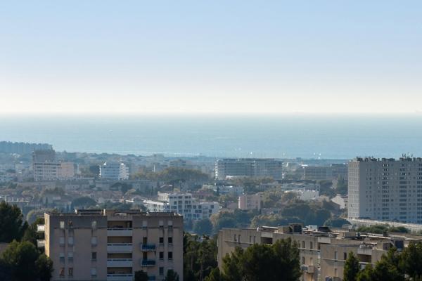 ***VISITE VIRTUELLE SUR DEMANDE…MARSEILLE 9EME...LA ROUVIERE...3 PIECES...TRAVERSANT...LUMINEUX...VUE MER, VILLE ET COLLINES EXCEPTIONNELLE...PROCHE COMMODITES***