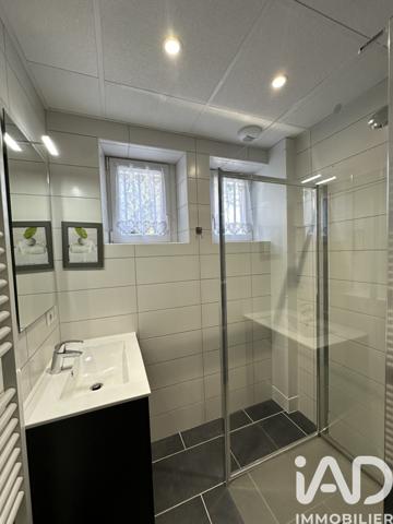 Immeuble à vendre 317 m² Le Bonhomme