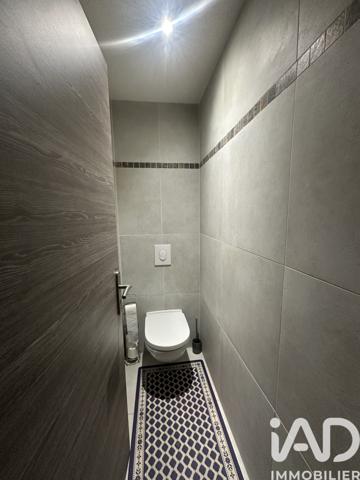 Immeuble à vendre 317 m² Le Bonhomme