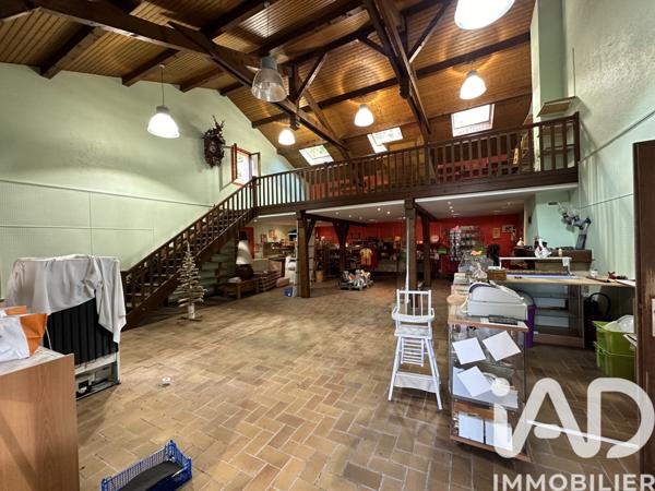 Immeuble à vendre 317 m² Le Bonhomme