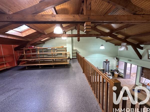 Immeuble à vendre 317 m² Le Bonhomme