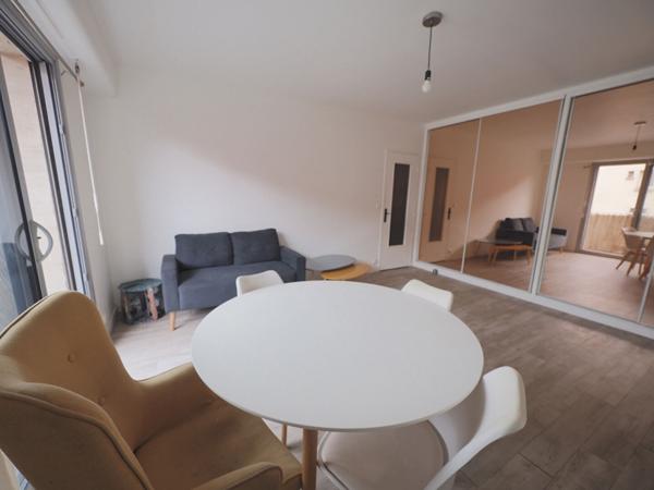 Appartement T2 meublé - place Carnot