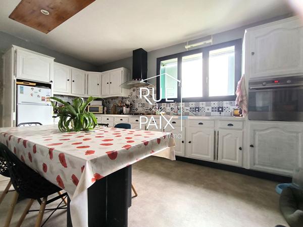 79130 SECONDIGNY Maison à Secondigny - 255.84 m2