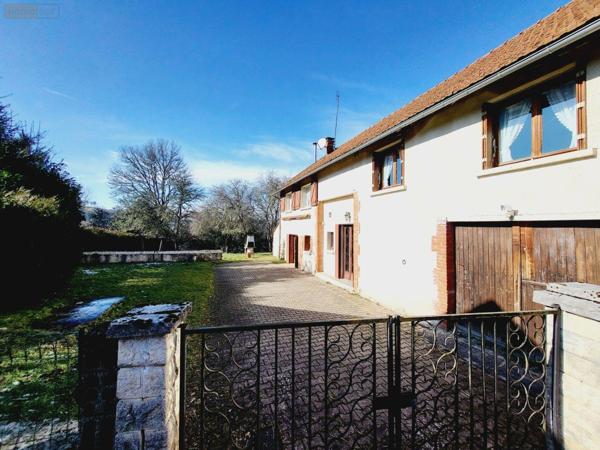 Maison à vendre à La Courtine en Creuse (23100), ref : UM 1262