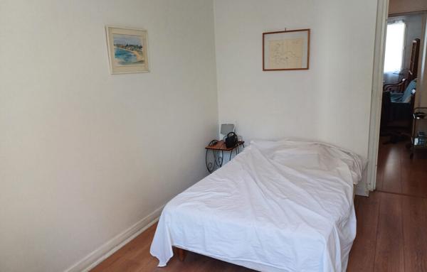 Paris : grand appartement