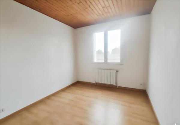 Maison Le Mesnil En Vallée 4 pièce(s)