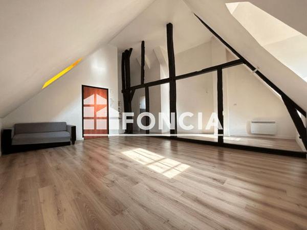 Location Appartement 2 pièces 56.02 m² - 44 RUE SAINT JEAN Laon 02000