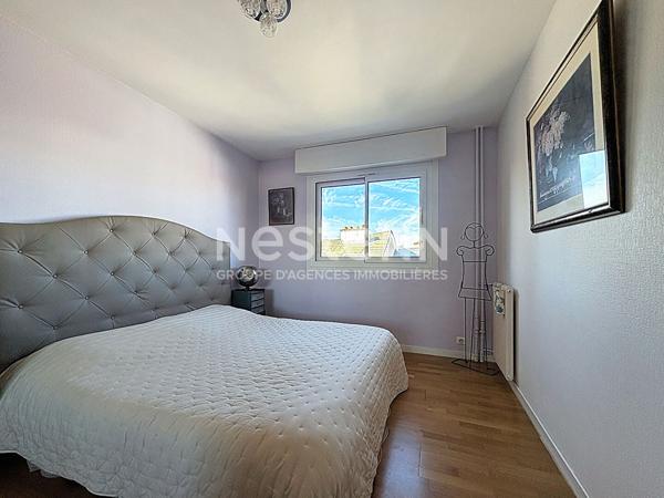 Appartement 4 pièces à Limoges, ascenseur, deux terrasses, garage, cave. Vue gare des Bénédictins