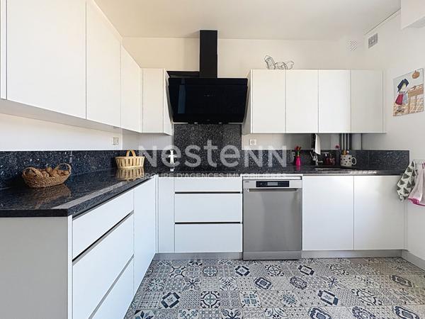 Appartement 4 pièces à Limoges, ascenseur, deux terrasses, garage, cave. Vue gare des Bénédictins