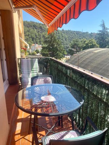 Appartement de Type F2 meublés avec balcon