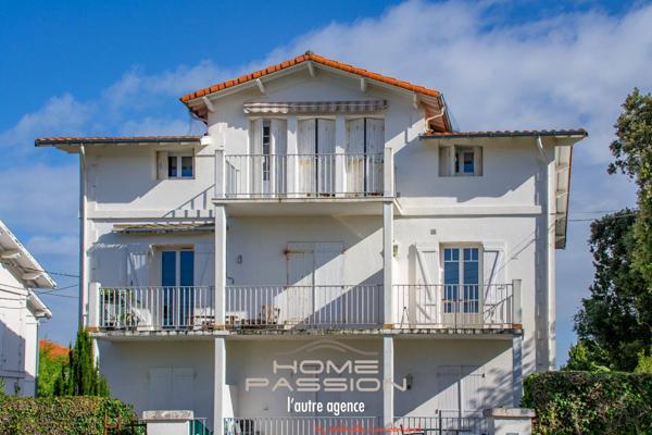 ROYAN CENTRE - APPARTEMENT ENTRE MER ET MARCHE CENTRAL AVEC VUE DEGAGEE