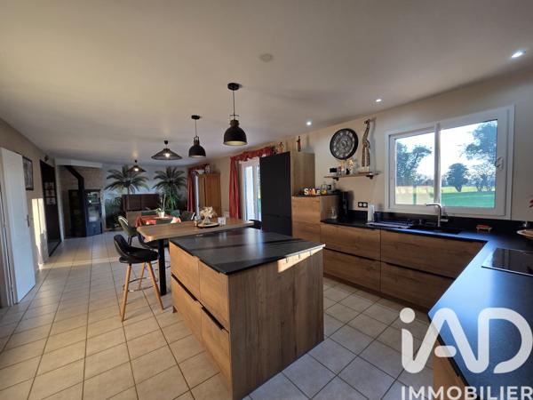 Maison à vendre 8 pièces 161 m² Sai