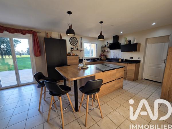 Maison à vendre 8 pièces 161 m² Sai