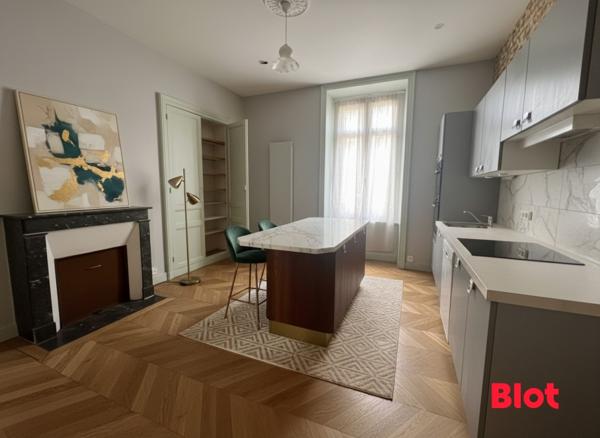 Maison 8 pièce(s)