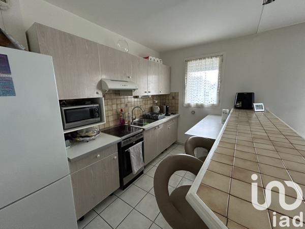 Appartement 3 pièces de 69 m² à Savigny-sur-Orge (91600)